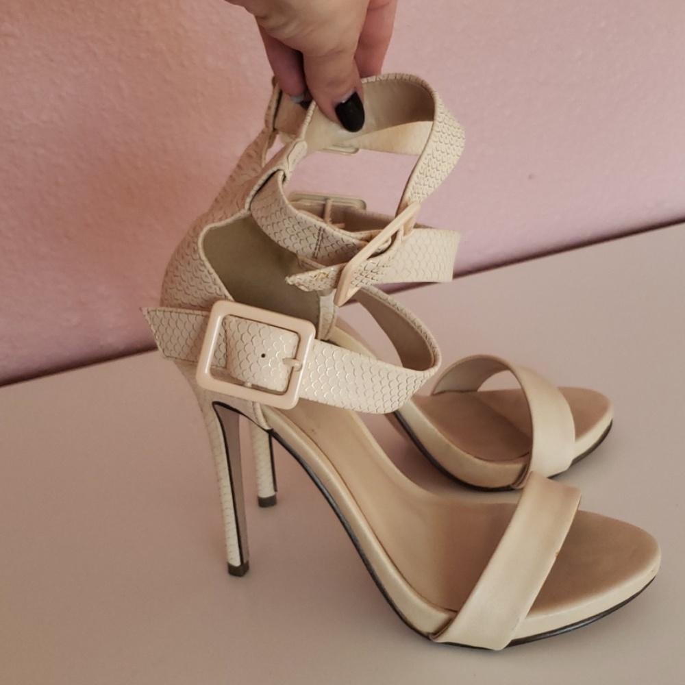 High heel shoes